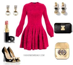 Style-Inspiration-What-to-Wear-to-the-opera Festive Red Brocade Dress, Red Dress Bell Sleeve, Luxury Red Brocade Set, Theatre Audience, Red Bell Sleeve Dress, 2012 Style, Cute Lace Dresses