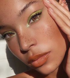 IG: @alissajanay Maquillage On Fleek, 15 Makeup, Natural Eyeshadow, Smink Inspiration, Green Makeup, James Charles, Editorial Makeup, Makeup Geek, Makeup Goals