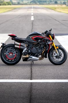 MV Agusta Rush 2020 Hyper Naked style Whips, Wheel