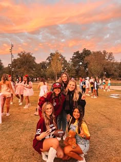 Texas A&m Game Day, Aggie Gameday Outfit, Texas A And M, A&m Football, College Gameday Outfits, College Vision Board, Bestie Pics