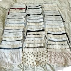 Brandy Melville Wardrobe, Brandy Melville Boxer Shorts Outfit, Boxer Fits Women, Brandy Boxer Short, Brandy Melville Collection, Brandy Boy Shorts Outfit, Brandy Boxers Outfit, Brandy Melville Pjs Shorts, Brandy Melville Boxer Shorts