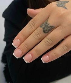 Simple Gel Nails, Work Nails, French Tip Acrylic Nails, Short Square Acrylic Nails, Acrylic Nails Coffin Short, Short Acrylic Nails Designs, Pink Acrylic Nails, Square Acrylic Nails