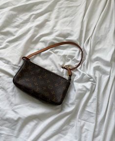 Purses Aesthetic, Best Purses, Twenty Four, Fame Dr, Backpack Purse, Louis Vuitton Bag, Luxury Bags