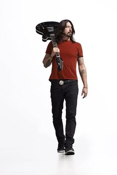 Dave Grohl / Foo Fighters. #music #foofighters #guitarist http://www.pinterest.com/TheHitman14/musician-in-picture-%2B/ There Goes My Hero, Foo Fighters Dave Grohl, Foo Fighters Dave, Foo Fighter, Amazing Man, Musica Rock, Dave Grohl, I'm With The Band, Foto Poses