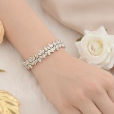 Natural H Color SI Clarity Diamond Charm Bracelet 18k White Solid Gold 17.50 Ct. Bracelet White Gold, Make Bracelet, Diamond Bangle Bracelet, Wedding Diamond, Resin Bracelet, Bracelet Diamond, Bracelet Wedding, Diamond Bangles Bracelet, Jewelry Details