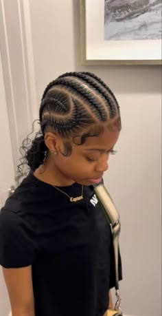 Cute Hair Styles Braid, 4 Conroe Braids Hairstyles, Hairstyles For Women Braids, Freshman Hairstyles Black Braids, Braids Hairstyles Straight Back, Braided Up Hairstyles For Black Women, Cornrows Inspiration, 6 Feedins Braids With Bun, Scalp Feed In Braids