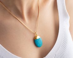 💎 Add a touch of natural beauty to your outfit with this stunning Gold Turquoise Gemstone Necklace For Women. Featuring a large and oval genuine Turquoise pendant, this statement piece exudes a boho vibe perfect for any occasion. The beautiful blue hues of the Turquoise gemstone make this necklace a unique addition to your jewelry collection. Treat yourself or surprise a special someone with this eye-catching Turquoise necklace, the perfect gift for her. 💎 Turquoise is a stone of protection, s Oval Turquoise Gemstone Necklace As Gift, Blue Turquoise Gemstone Necklace For Gift, Adjustable Gold Turquoise Gemstone Necklace, Gold Turquoise Pendant Necklace With Natural Stones, Multicolor Turquoise Pendant Necklace, Spiritual Style, Boho Blue, Natural Boho, Necklace Turquoise, Genuine Turquoise