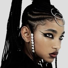 Light Goth, Afro Goth, Afro Punk Fashion, Punk Makeup, Alt Makeup, Alternative Makeup, Pretty Ppl, Black Goth, Goth Makeup