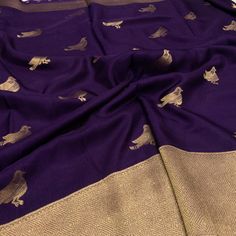 Your Price - Rs 2499 FreeShip

Rich and Soft Banarasi Weaves Golden Sparrow Design all over the Saree with Rich Weaves Border with Rich Swirl Pallu with Beautiful Tassels and Matching Butta blouse