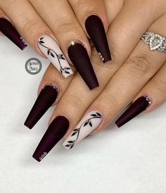 Girls Nail Designs, Summer Nail Ideas, Small Nails, Red Acrylic Nails, Nails Salon, Acrylic Nails Coffin Short, Acrylic Nails Coffin, Hot Nails, Coffin Nails Designs