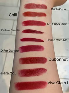 Red Lipstick Swatches, Brick Red Lipstick, Mac Red Lipsticks, Lipstick Guide, Brown Smokey Eye Makeup, Bronze Makeup Look, Best Mac Lipstick, Mac Lipstick Swatches