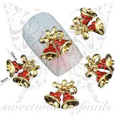 3D Christmas Nail Art Christmas Bells Charms / 2 Pcs https://www.sweetworldofnails.com New Years Nail Art, Nail Art Stamping Plates, Manicure Tips, Wedding Nails Design, Art Disney, Manicures Designs, New Year's Nails