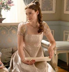 #bridgertonseries #francesca #bridgerton #books #pinterest Bridgerton Vibes, Regency Gown, Regency Era Fashion