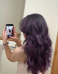 Isabella Valencia, King Of Pride, Dark Purple Hair, Plum Hair, Hair Color Underneath, Wine Hair, Hair Color Streaks, Hair Streaks, Dyed Hair Inspiration