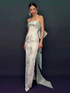 High end Chinese dress, tube top Cheongsam, prom long Cheongsam Kimono Style Wedding Dress, Chinese Inspired Dress, Fantasy Formal, Soft Dresses Aesthetic, High End Fashion Designer, Collection Moodboard, Cheongsam Wedding Dress, Cny 2025, Tea Ceremony Dress