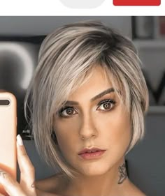 Short Hair Maintenance: Tips for a Fresh Look Haircut Ideas For Girls, Stacked Bob Haircuts, Best Hair Color Ideas, Short Haircut Ideas, Stacked Bob, Hair Maintenance Tips, Choppy Bob Hairstyles