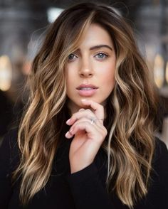 Partial Blonde Highlights, Blonde Highlights Ideas, Warm Blonde Highlights, Chunky Blonde Highlights, Brown Hair With Blonde, Hair With Blonde Highlights, Warm Brown Hair, Highlights Ideas, Hair Color Options