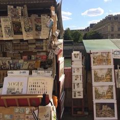 there are many books and magazines on display