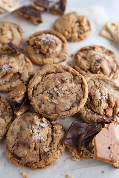 chocolate chip cookies with peanut butter and sea salt