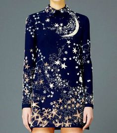 valentino pre-fall 2015 by echkbet Spacecore Aesthetics, Space Dress, Mode Inspo, Dieselpunk, Mode Vintage, Elie Saab, Pre Fall, Shibori, A Dress