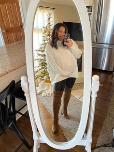 Fall Maternity Outfits Midsize, Nice Maternity Outfits, Midsize Pregnancy Bump, Curvy Pregnant Outfits, Midsize Pregnancy Fashion, Mid Size Pregnancy Outfits, Midsize Maternity Outfits, Midsize Maternity Fashion, Midsize Maternity