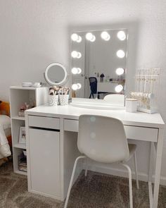 The Impressions Vanity Hollywood Premiere Slim Vanity Mirror is the modern vanity experience—a slim and sleek yet glamorous design that provides a perfect, even lighting and superior mirror reflection clarity. Ideal for makeup application at any setting, home or professional—also for taking that perfect Instagram selfie! Desk Vanity Mirror, White Desk Vanity Ideas, Led Light Vanity Mirror, Desk With A Mirror, Vanity With Light Up Mirror, Vanity Mirror Bedroom, Trendy Vanity, Vanity Mirror With Lights Bedroom, Make Up Desk With Mirror