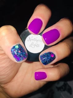 Summer Gel Nails Ideas Short Purple, Birthday Nails Short Gel, Bright Purple Nail Ideas, Summer Gel Nails Purple, Purple Dip Nail Ideas, Cute Dip Powder Nails Summer, Bright Purple Nails, Neon Purple Nails, Gelish Colors