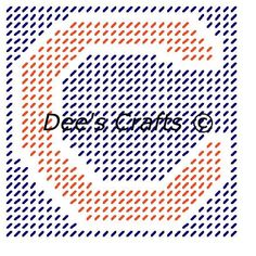 an orange and blue circle with the words dee's crafts co in black lettering