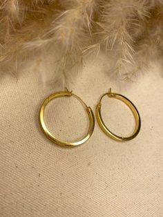 18k Gold hoop earrings Round Gold Plated Earrings For Everyday, Everyday Round Gold-plated Earrings, Elegant 14k Gold Circular Hoop Earrings, Yellow Gold Hoop Jewelry As Gift, Yellow Gold Hoop Jewelry Gift, Everyday Small Hoop Yellow Gold Earrings, Classic Circle Earrings For Everyday, Everyday Yellow Gold Hoop Jewelry, Gift Yellow Gold Hoop Jewelry