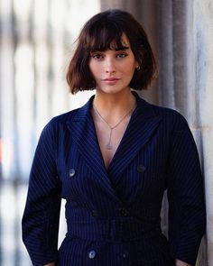 Feminine Short Hair, Soft Grunge Hair, Taylor Lashae, Short Grunge Hair, Honey Hair, Seductive Clothes, Short Hairstyle, Short Hair With Bangs