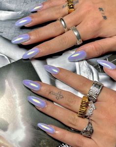 Unicorn Chrome Nails Orange, Reverse French Chrome Nails, Punk Chrome Nails, Chrome Nails Pastel, Lavender Chrome Nails Almond, Colour Chrome Nails, Purple Chrome Almond Nails, Nails Pearl Effect, Periwinkle Chrome Nails