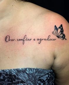 a woman with a butterfly tattoo on her shoulder that says, oh confiar e agordier