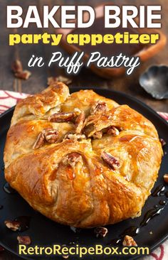 baked brie party appetizer in puff pastry