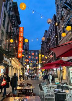 Chinatown in December #nyc#chinatown#night Chinatown New York City, London Chinatown Aesthetic, Koreatown Nyc, Sf Chinatown, Nyc Icons