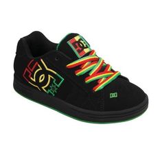 Dc Shoes Girls, Dc Skate Shoes, Etnies Shoes, Shoes Skate, Heart Clothes, Stylish Summer Outfits, Hype Shoes, Shoe Inspo, Swag Shoes