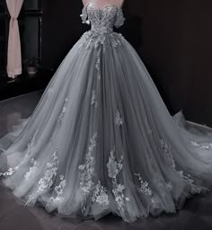 Gaun Tulle, Pretty Quinceanera Dresses, Dress Ball Gown, 파티 드레스, Stunning Prom Dresses, Princess Gown, Princess Ball Gowns, Prom Dress Inspiration, Cute Prom Dresses