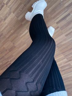 White Tights, Fashion Tights, Lovely Legs, Leggings Pattern, Stockings, Tights, Leggings, Fashion Outfits, Pattern