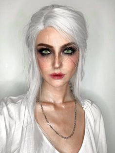 Ciri Witcher Makeup, The Witcher Makeup, Rogue Makeup Dnd, Medieval Elf Makeup, Medieval Makeup Ideas, Skyrim Makeup, Witcher Makeup, Assassin Makeup, Rogue Makeup