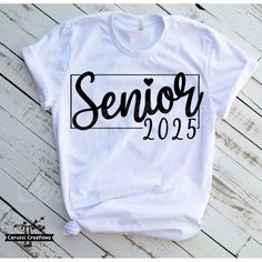 a white shirt with the word senior on it