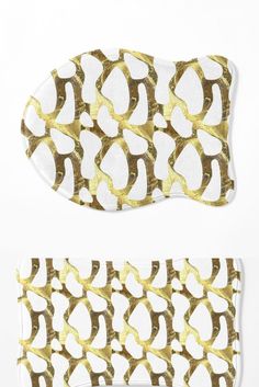 #cowrpint #goldandwhite #animalprint #cowdesign #goldenaesthetic #cowprintfashion #luxury #holiday #redandgolden #decoration #petaccessories #totebag #tshirt #findyourthing