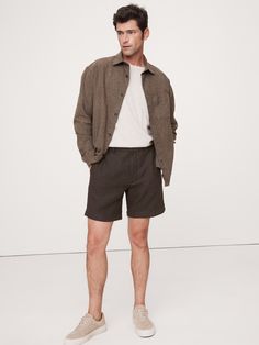 Cool and crisp even in the warmest weather, our signature linen shorts are crafted with 100% linen, a fabric we love for its ability to stay breathable and soft even in heat and humidity.  Mid-rise, slim leg.  Zip fly with button closure.  Front and back pockets.  Unlined.  Mid-rise, straight leg.  Inseam: Regular 7" Model: Size 32, 6'2" (188cm). Linen Short, Slim Leg, Linen Shorts, Bottom Clothes, Slim Legs, First Look, Warm Weather, Banana Republic, Dark Brown