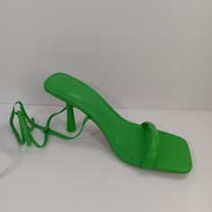 Zara Green Heel Strap Leather Sandal. Size 6.5 New Evening Green Sandals With Single Toe Strap, Evening Sandals With Single Toe Strap In Green, Green Square Toe Evening Sandals, Green Strappy Formal Sandals, Green Synthetic Sandals With Square Toe, Green Synthetic Square Toe Sandals, Green Square Toe Synthetic Sandals, Green Formal Sandals With Single Toe Strap, Green Sandals With Wrapped Heel And Single Toe Strap