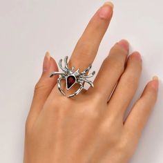 This Unique Piece Is A Wonderful Addition To Your Wardrobe And Your Style; Sure To Get Lots Of Compliments! Great For Halloween Or Anytime! Gshmdn00f00m4ek Spider Ring, Paw Ring, Royal Au, Long Snake, Serpent Ring, Fairy Ring, Rhinestone Rose, Bee Ring, Paw Heart