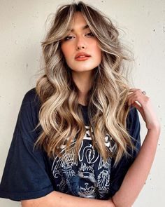 Modern Curtain Bangs Long Hair, Long Wavy Haircuts Curtain Bangs, Curtain Bangs Balayage Hair, Blonde Balayage With Curtain Bangs, Curtain Bangs Long Hair Curly, Curtain Bangs Balayage, Curtainbangs Hair, Trend Hairstyle, Airbrush App