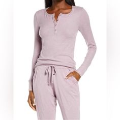 Brand New With Tags Attached Size : Women's Size Small * Measurements Are Attached Color : Elderberry Heather ( Light Lilac Purple ) Msrp : $62.00 The Perfect Everyday Henley Is Made From A Soft And Stretchy Fabric That Always Keeps Its Shape, Wash After Wash, Wear After Wear. 26" Length (Size Medium) Front Button Closure Scooped Neck Long Sleeves 66% Acrylic, 29% Modal, 5% Spandex Machine Wash, Tumble Dry. Please See All Attached Pictures For Any Additional Details Feminine Relaxed Fit Sleep Tops, Feminine Relaxed Fit Tops For Sleep, Feminine Tops For Sleep With Relaxed Fit, Fitted Purple Sleep Top, Purple Sleep Tops For Spring, Spring Purple Sleep Top, Purple Spring Sleep Top, Feminine Pink Tops For Lounging, Heather Long Sleeve Tops For Loungewear