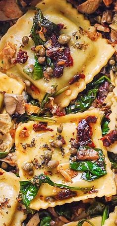 close-up of Italian Ravioli with Spinach, Artichokes, Capers, Sun-Dried Tomatoes Italian Ravioli With Spinach Artichokes, Ravioli With Spinach, Italian Ravioli, Resep Pasta, Ravioli Recipe, Resep Diet, Pasta Dinner Recipes, Daily Recipes, Smart Ideas