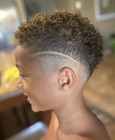 Kids Curly Hairstyles Boys, Curly Boy Hair Cuts, Mixed Boy Haircut, Biracial Boys Haircut, Curly Hair Boys Haircut, Haircuts For Boys With Curly Hair