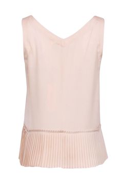 Get this fresh and feminine tank from Rebecca Taylor to add something special to your essential wardrobe! This soft and silky tank is perfect for layering during the fall or flaunting on it's own during the warmer seasons. Whenever you decide to rock this pleated hem tank, you will look and feel like a true fashionista! Size 2 100% Silk Unlined V-neckline Sleeveless Pleated bottom detail Bust 35" Waist 34" Shoulder to hem 23" Feminine Spring Camisole For Layering, Elegant Spring Vest Top, Elegant Vest Top For Spring, Chic Spring Tank Vest, Chic Spring Layering Tank Top, Chic Spring Tank Top For Layering, Chic Spring Camisole Vest, Chic Camisole Vest For Spring, Chic Cami Vest For Spring