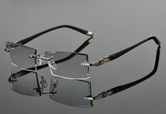 Classy Glasses For Men, Diamond Glasses, Stylish Glasses For Men, Frameless Glasses, Mens Eye Glasses, Classy Glasses, Rimless Eyeglasses, Mens Glasses Fashion, Wild Fashion