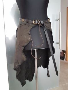 Mittelalter Leder Fantasie Rollenspiel Larp Mad Max Rock Lederrock Ledergürtel X Mad Max Costume, Artisanats Denim, Apocalyptic Fashion, Concept Clothing, Viking Style, Medieval Clothing, Fantasias Halloween